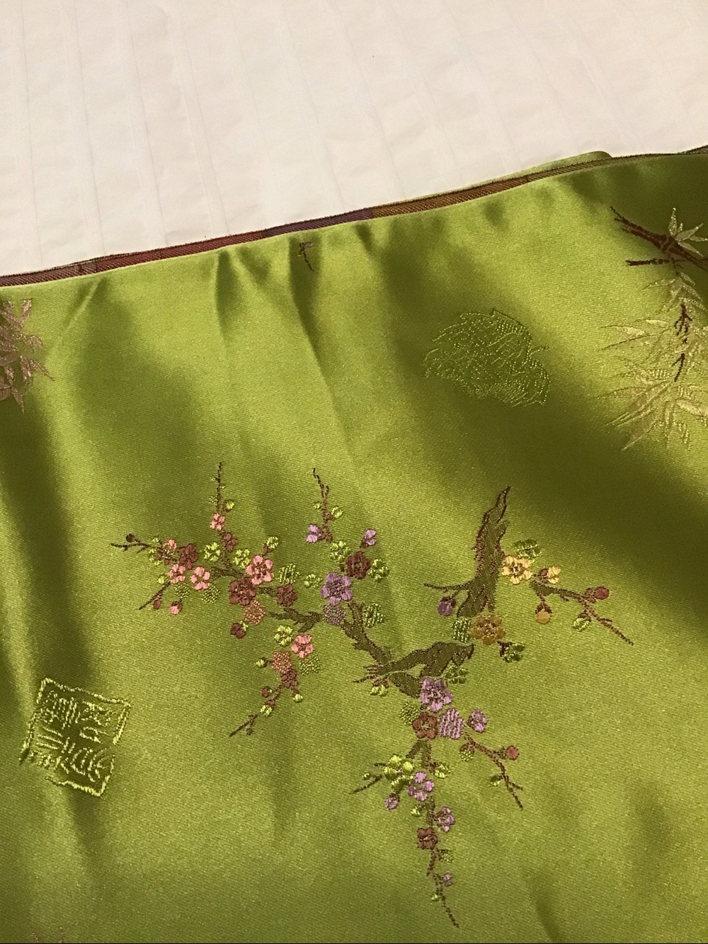 Silk (blend?) Brocade Fabric.  Bamboo Plum Design - Picture 4 of 9